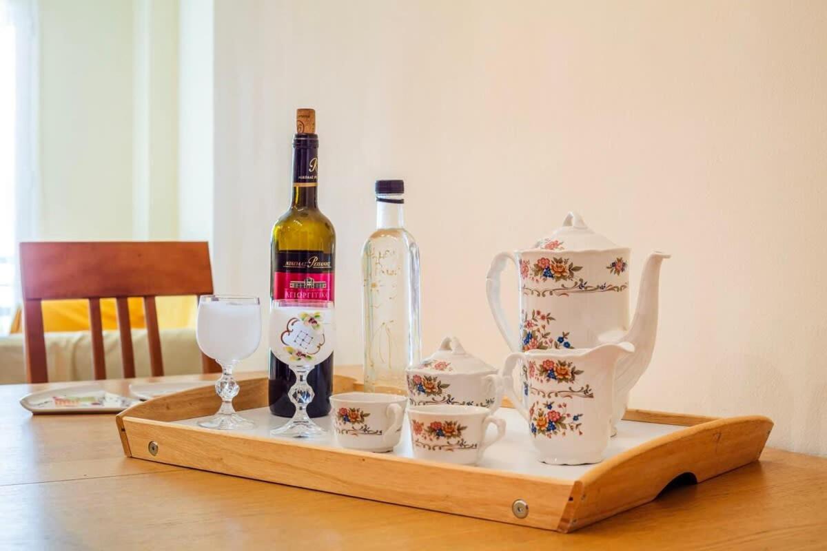 Athens Strawberry Hideaway - City Chic Retreat 외부 사진