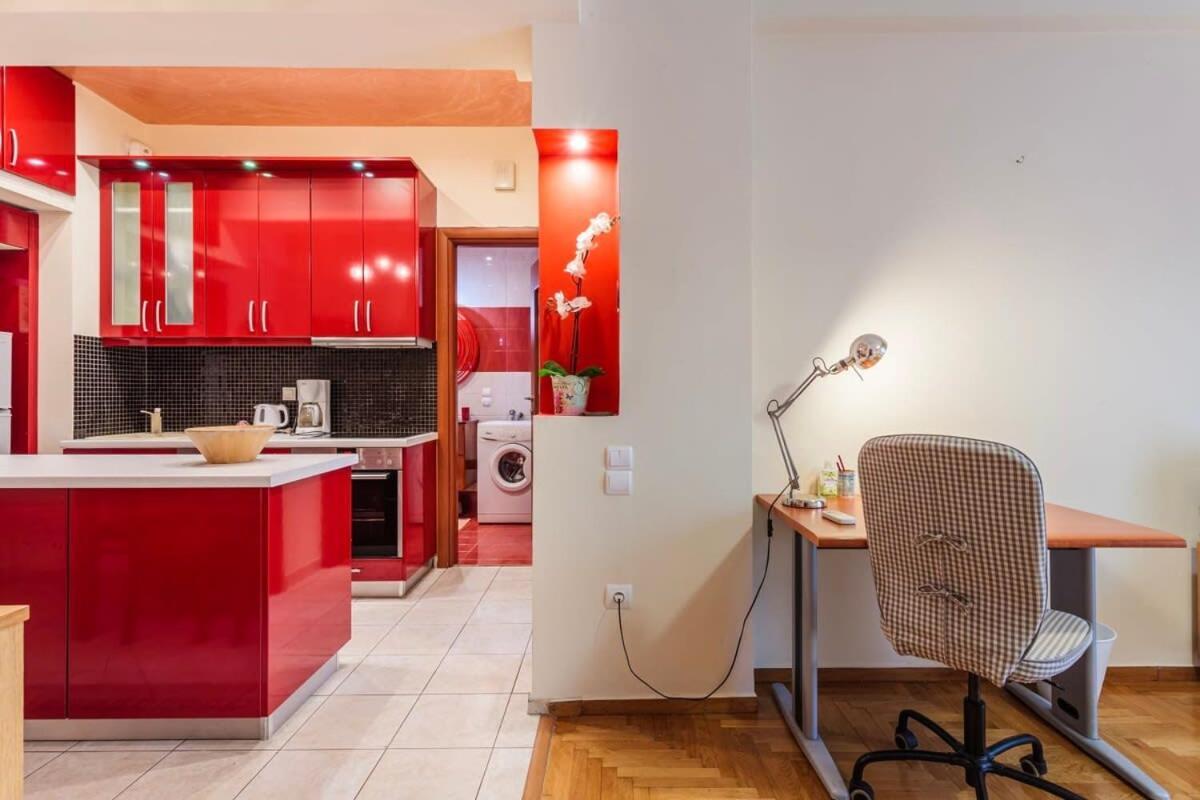 Athens Strawberry Hideaway - City Chic Retreat 외부 사진